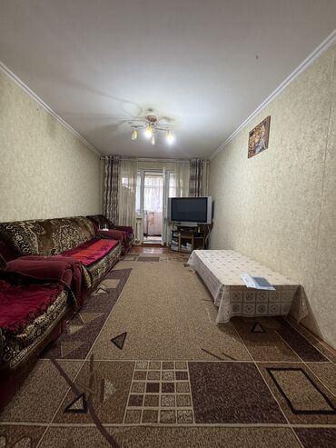 Продажа квартир: 3 комнаты, 58 м², 104 серия, 1 этаж, Косметический ремонт