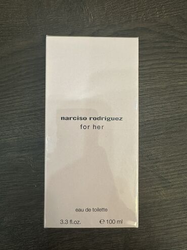 Narciso Rodriguez For Her eau de toilette, zərif və eleqant bir ətir