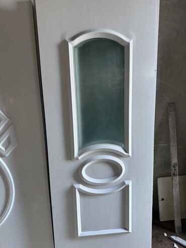 Beton: HAZIR qapıların, pəncərələrin satışı həmçinin istənilən formada qapı