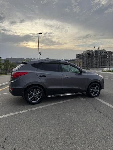 Hyundai: Hyundai ix35: 2.4 l | 2013 il Ofrouder/SUV — 5