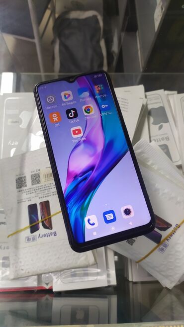 ошка мадем: Redmi, Redmi 9, Б/у, 32 ГБ, цвет - Черный, 2 SIM