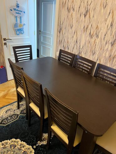 Paltaryuyan maşınlar: Qonaq otağı üçün, İşlənmiş, Kvadrat masa, 8 stul