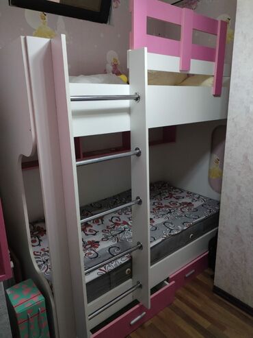 Oğlan və qız üçün, İşlənmiş, Çarpayı, Matras ilə