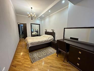 Долгосрочная аренда квартир: 3 комнаты, Агентство недвижимости, С мебелью полностью — 2