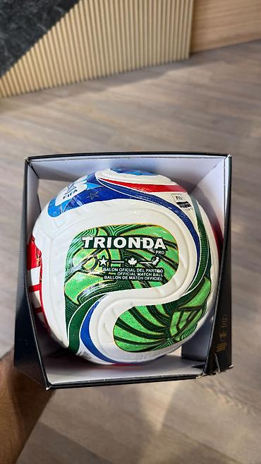 Digər idman və istirahət malları: Fifa original world cup trionda topu originall! Almaniyadan mene — 1