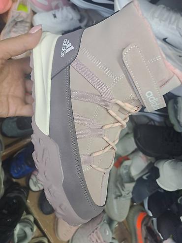 herve leger haljina: Adidas dečije čizmice NOVO Novo Brojevi 25 do 36 fb Moja Kupovina — 1