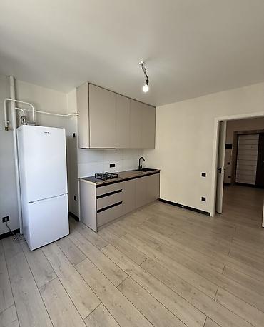 дом крассно строитель: 1 комната, 47 м², АЮ Гранд Элитка, 8 этаж, Свежий ремонт — 2