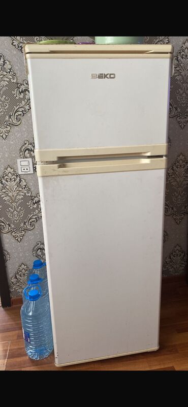 i̇şlənmiş soyuducu: Б/у Двухкамерный Beko Холодильник цвет - Белый