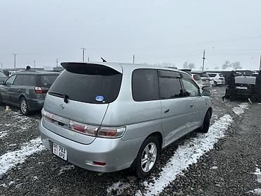 Toyota: Toyota Gaia: 2003 г., Минивэн — 3