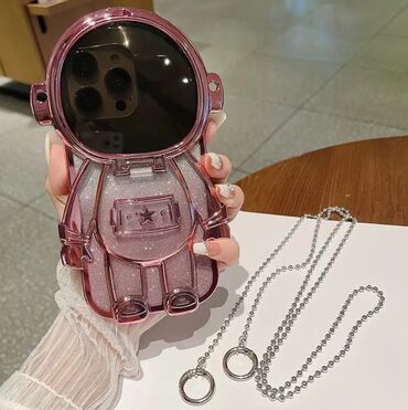 hotpoint ariston soyuducu soyutmur: Astronavt dizaynlı telefon qabı və asqılı zəncir - Şəkillərdəki