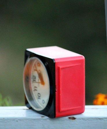 Satovi za kuću: Modern Mechanical Alarm Clock Slava 11 Jewels Russian USSR. Ruski — 9