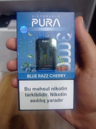 qəlyan icarə: Pura Freedom brendindən olan "Blue Razz Cherry" dadlı birdəfəlik