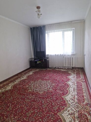 купить квартиру итальянский квартал: 1 комната, 34 м², 103 серия, 1 этаж, Старый ремонт