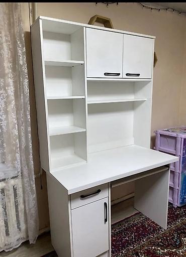 table study: Продается письменный +книжный стол Б/у В пользовании год. Состояние — 2
