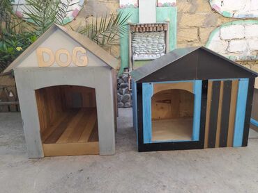 Yuvalar: İki ədəd taxtadan hazırlanmış it evi. Birinin üzərində "DOG" sözü lalafo.az -da Yuvalar: İki ədəd taxtadan hazırlanmış it evi. Birinin üzərində "DOG" sözü