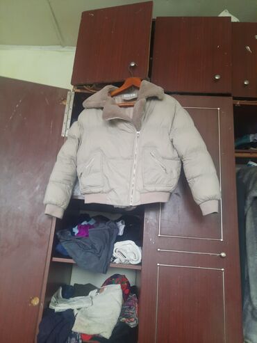 утепленная зимняя куртка: Пуховик, Кыска модель