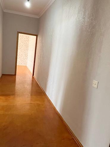 kirayə ev zabrat 1: Sumqayıt şəhəri, 13 mkr, 9/1 i, 2 otaq 3 otaqlıya düzəlib,otaqların — 3