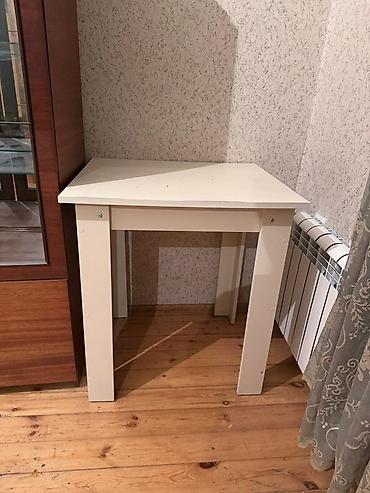 Masa və oturacaq dəstləri: Yığcam ölçülü mətbəx masası və oturacaqlardan ibarət dəst. Dəstə 1 — 2