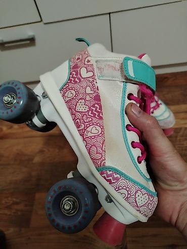 Roleri i rolšue: Rosule broj 35-36 - Tip: klasični roleri sa četiri točka (po dva — 7