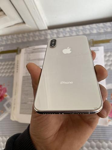 Apple iPhone: IPhone Xs, Gümüşü, Face ID — 3