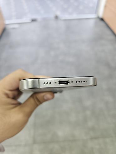 iphone xs max 64: IPhone 15 Pro, 256 GB, Gümüşü — 4