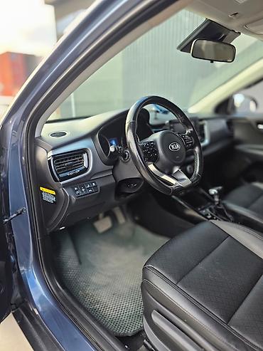 Kia: Kia Stonic: 2019 г., 1.4 л, Бензин, Кроссовер — 7