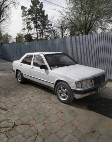 мицубиси спец стар: Mercedes-Benz 190: 1983 г., 2 л, Механика, Бензин, Седан