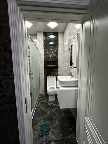 Hovuzlar: Şəxsi evimdir. Günlük icareye verilir. Hər bir şəraiti var. 4 — 6