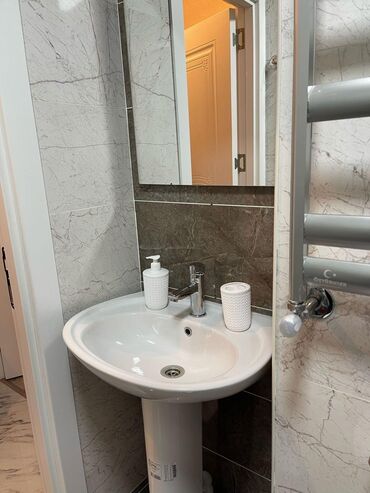 Uzunmüddətli kirayə mənzillər: Ev Xırdalanda Kristal Abşeron 1 də yerləşir Ev 2 otaq studio mənzil — 18