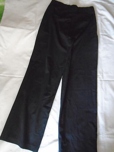 Amisu crne elegantne pantalone, veličine 34