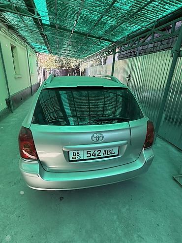 сотка крузак: Toyota Avensis: 2003 г., 1.8 л, Механика, Бензин, Универсал — 2