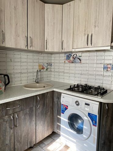 снять квартиру киргизия: 3 комнаты, 64 м², 104 серия, 2 этаж