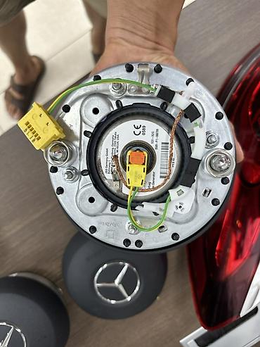 Другие детали системы освещения: Мерседес/Mercedes Крыло/капот/фара/задние — 18