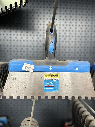tools: Зубчатый шпатель Oskar Professional Tools SPT-300 - Длина лезвия: 300 — 1