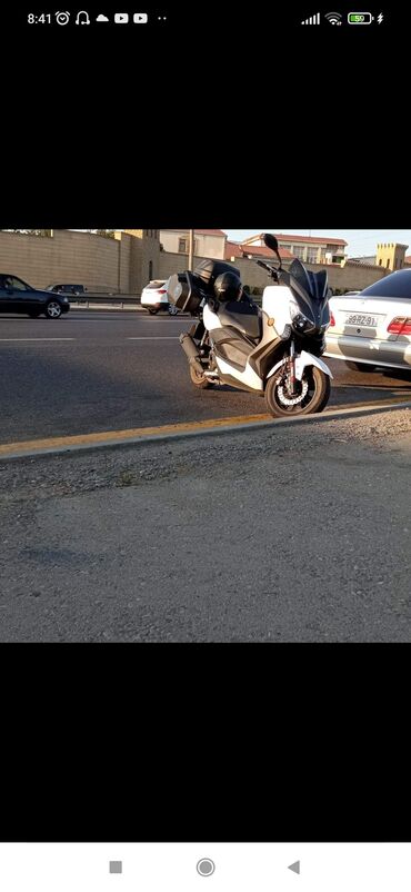 yamaha fzs: Yamaha mapet tam idiyal veziyededir. Bu madel skuterler uzun yola