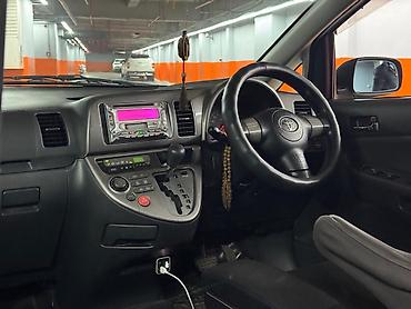 255 75 15: Toyota WISH: 2004 г., 1.8 л, Автомат, Бензин, Минивэн — 4