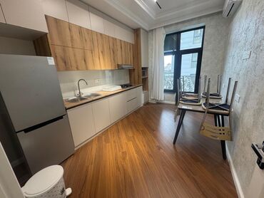 Yeni tikili: 3 otaqlı, Yeni tikili, m. Gənclik, 125 kv. m — 9