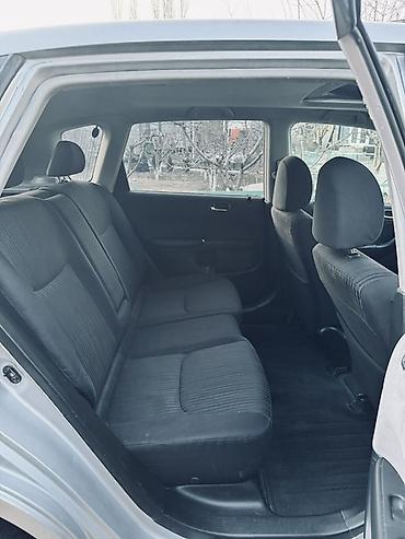 Honda: Honda Civic: 2003 г., 1.7 л, Механика, Бензин, Хэтчбэк at lalafo.kg — 16 Honda: Honda Civic: 2003 г., 1.7 л, Механика, Бензин, Хэтчбэк — 16