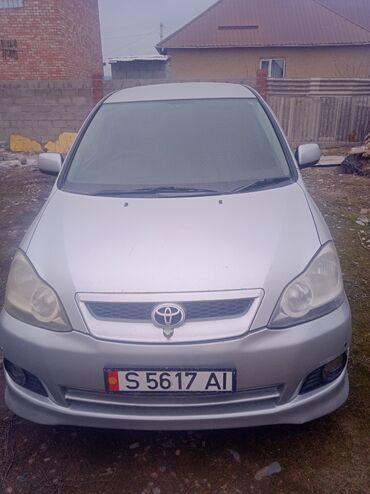 Toyota: Toyota Ipsum: 2004 г., 2.4 л, Автомат, Бензин, Минивэн