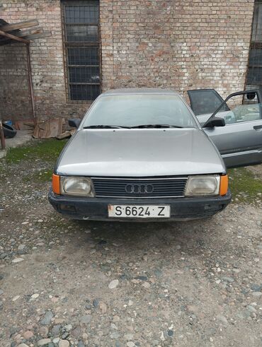 Продажа авто: Audi 100: 1989 г., 2.3 л, Механика, Бензин, Седан