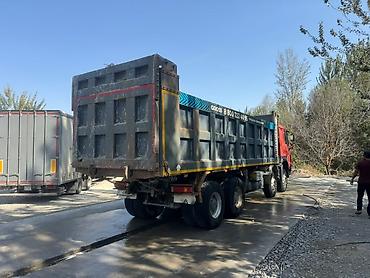 811 самосвал: Самосвал HOWO (Sinotruk) 8x4, 380 л.с. - Колёсная формула: 8x4 — 2