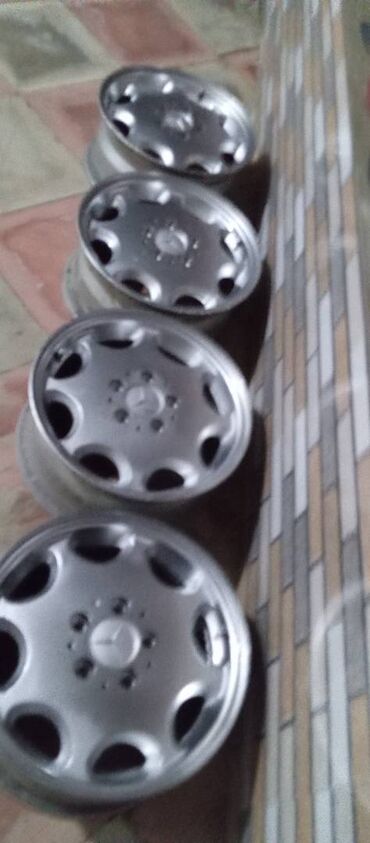 Disklər: İşlənmiş Disk Mercedes-Benz R 15, 5 Boltlu — 12