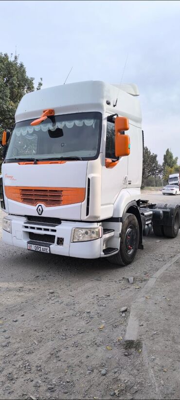 бак дизель: Тягач, Renault, 2009 г.