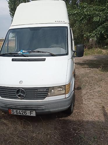 мерседес бенз 310: Mercedes-Benz 310D грузовой фургон (кузов Sprinter T1N), высокий — 1