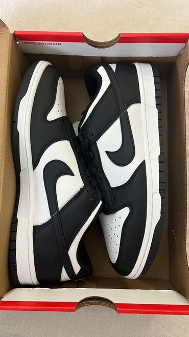 Ayaqqabılar: Nike Dunk Low “Panda” krossovkaları - Rəng: qara/ağ (Panda colorway)
