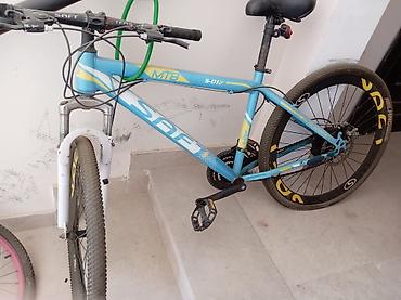 mini disk: Dağ velosipedi (MTB) satılır. Mavi rəngli, “MTB 5-012” model — 2