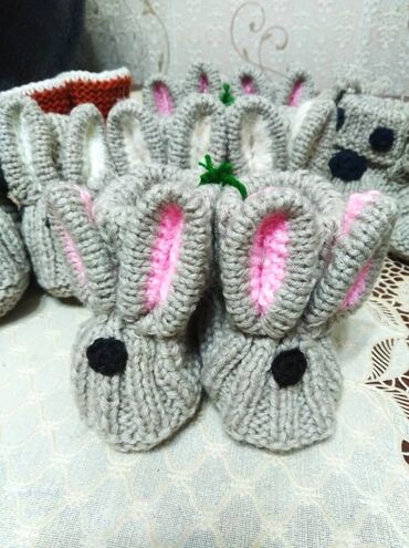 детская обувь пинетки: Пинетки -зайчики,мишки для любимых деток.Согреют ножки и порадуют