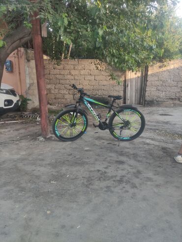 Yeni Şəhər velosipedi Strim, 29", sürətlərin sayı: 7, Ünvandan götürmə