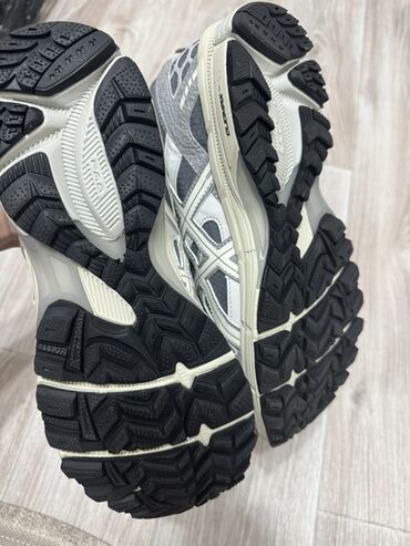 Кроссовки и спортивная обувь: Мужские кроссовки, 45, Asics, Новый, цвет - Серый, Самовывоз — 6