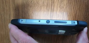 Ostali mobilni telefoni: Odlicno ocuvan Cubot King Kong CS sa slika, koji ima sablon na ekranu — 8